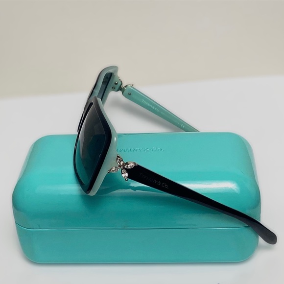 Tiffany & Co. | Sunglasses - Picture 3 of 13